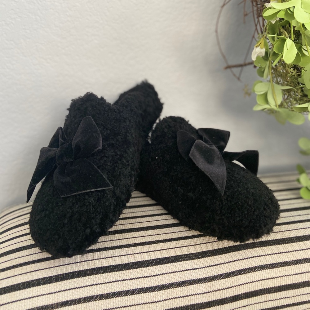 UGG platform slippers